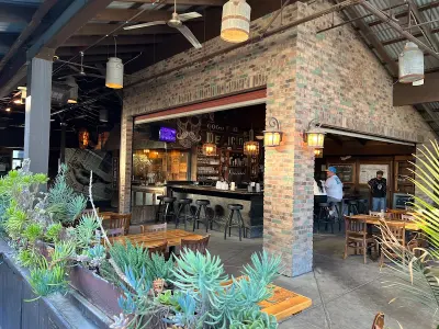 Blackbird Tavern business photo