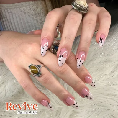 Revive Nails and Spa, nail salon in Around Temecula, photo 2 of 5