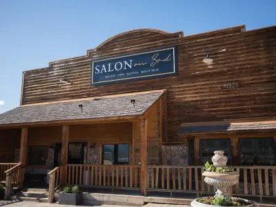 Salon on 3rd, business photo 2